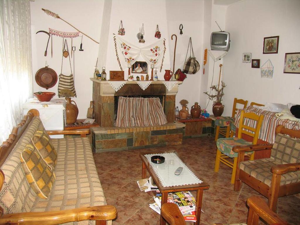 Aris Rooms Anójia Kültér fotó